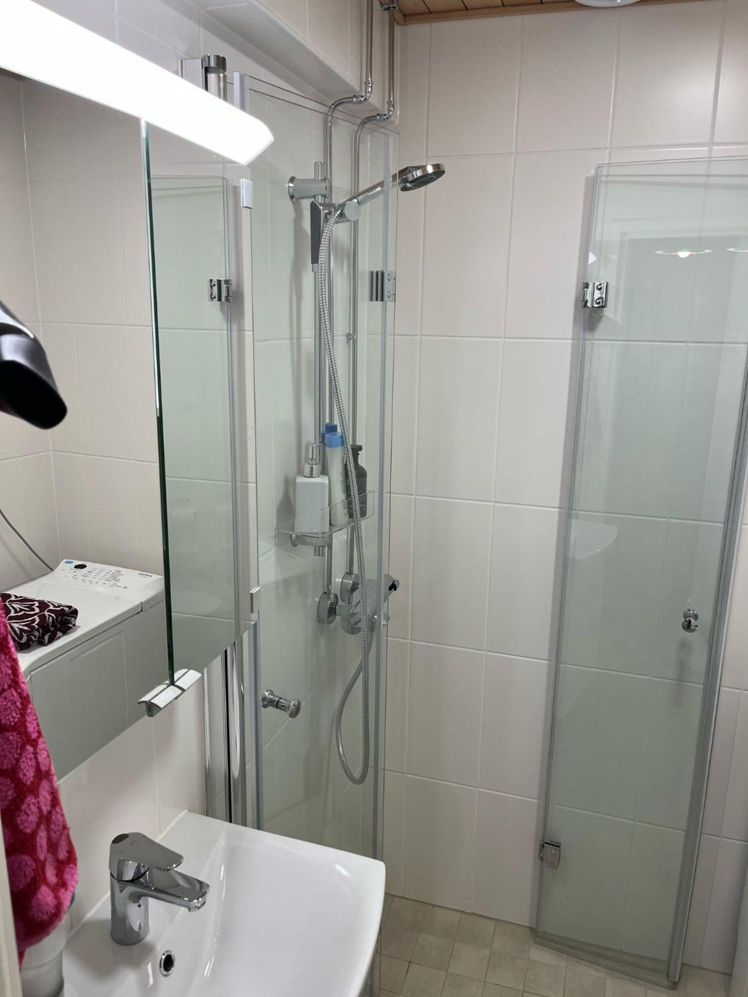Travel Center Apartment Лахти Экстерьер фото